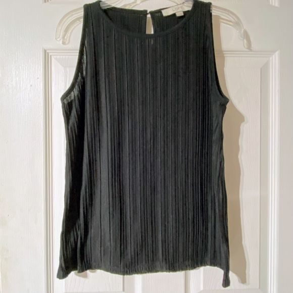 LOFT Black Pleated Shell Sz XS sleeveless - Picture 2 of 8